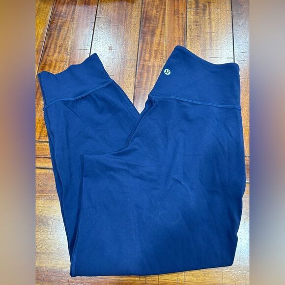 Lululemon Align Crop High Rise 23” - Picture 1 of 3